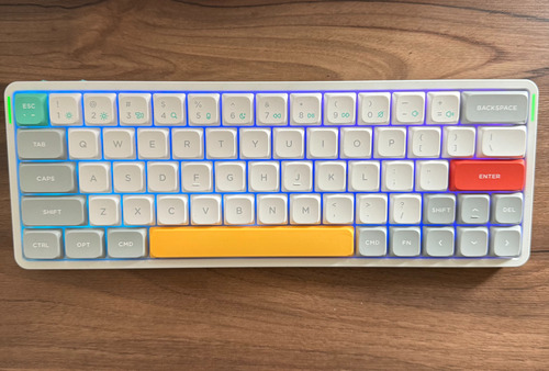 Teclado Nuphy Air60 V2 + Funda Nufolio Compacto Y Premium Blanco (Usado)