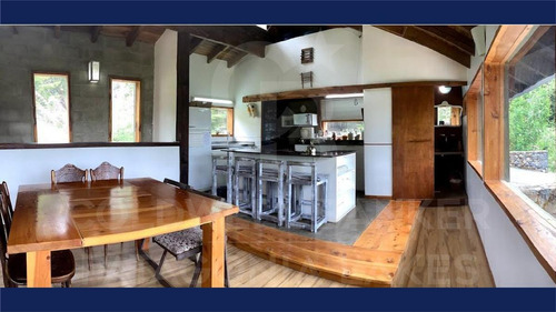 Imagen 25 de 30 de Venta Casa 4 Amb, 146 M2 Sobre Lote 1000 M2, Topacio 91, Barrio Arauco, Villa La Angostura