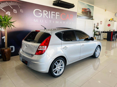 Imagem 3 de 9 de Hyundai I30 2.0 Mpfi Gls 16v Gasolina 4p Automático