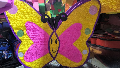 Piñata De Mariposa