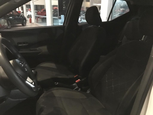 Imagem 6 de 10 de Nissan Kicks 1.6 16v Flexstart S 4p Manual