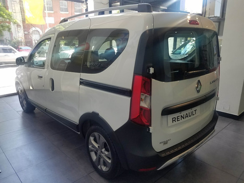 Imagen 10 de 12 de Renault Kangoo 1.5 Dci Stepway En Stock Tasa 12,9% (aes)