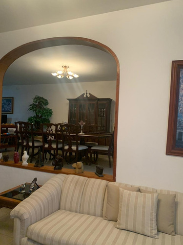 Imagen 3 de 14 de Bonita Casa En Venta Con Excelente Ubicación En Providencia