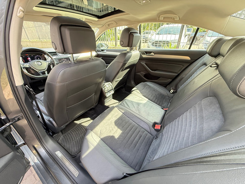 Volkswagen Passat 2.0 Tsi Highline 220cv