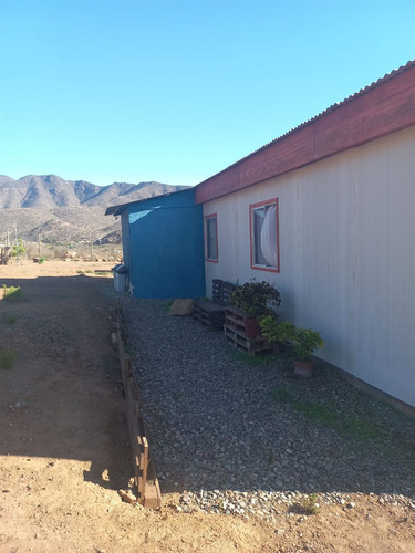 Se Vende Terreno De 5567 Mts2 Con Casa, 3 Dorm. 2 Baños.