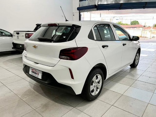 Imagem 6 de 9 de Chevrolet Onix Hatch Lt 1.0 12v Flex 5p Mec.