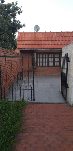 Ph De 3 Ambientes Con Dos Cocheras En Barrio El Progreso