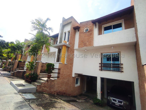 Casa Townhouse En Venta Remodelado Conjunto Privado Las Delicias Barrio Sucre Estef 23-14121