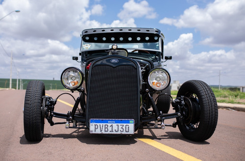 Pick Up Ford 1930 Hot Rod - Porsche, Mustang, Camaro