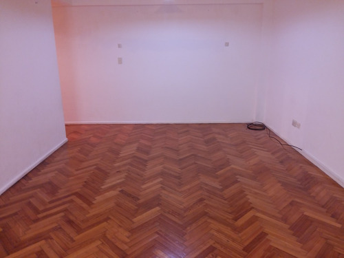 Imagen 10 de 14 de Dueño Alquila Dto. 3 Ambientes Vivienda Y Profesional