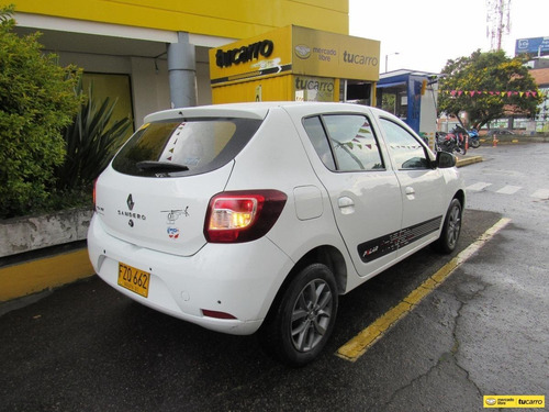 Imagen 3 de 25 de Renault Sandero 1.6 Polar