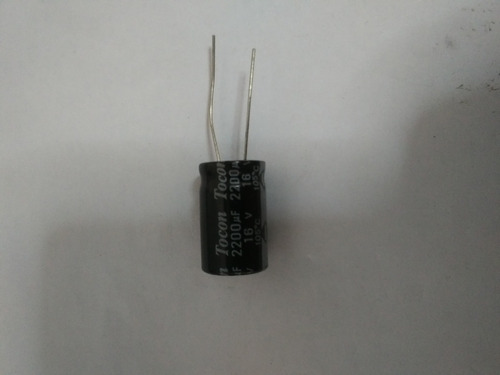 Capacitor Electrolitico De 2200 Mf X 16 V