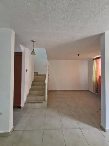 Town House En Venta.