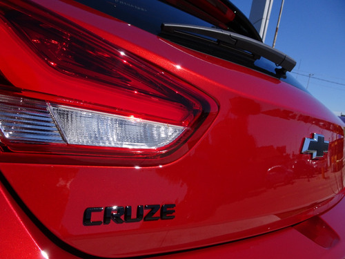 Chevrolet Cruze 5 1.4 Rs At 5 p