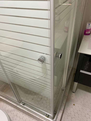 Imagen 4 de 11 de Cancel De Baño Cristal Templado 90x90franjas Biseladas