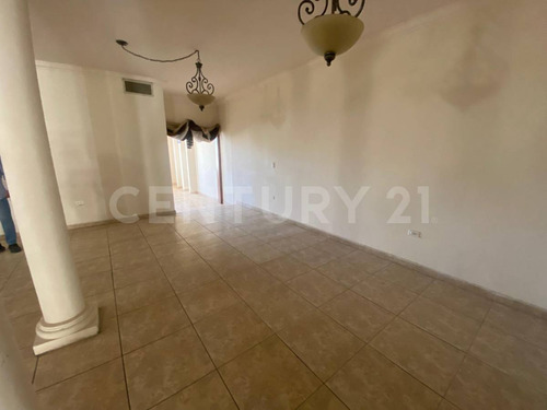 Casa En Venta En Fracc. Misiones Ii, Chihuahua, Chih.