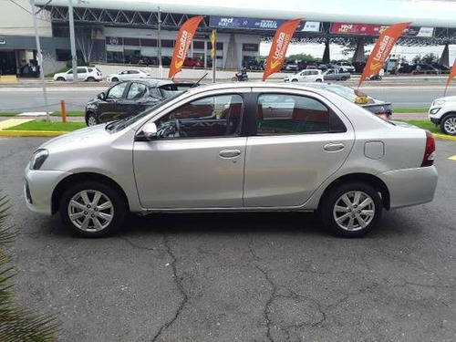 Toyota Etios 1.5 X Plus Sedan 16v Flex 4p Automático