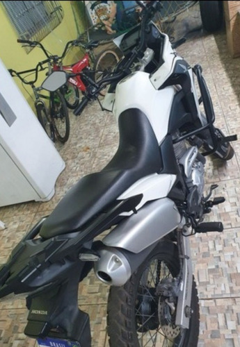 Imagem 2 de 3 de Honda Honda Xre 300/ 300
