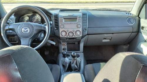 Imagen 9 de 17 de Mazda Bt-50 Diesel 4x4