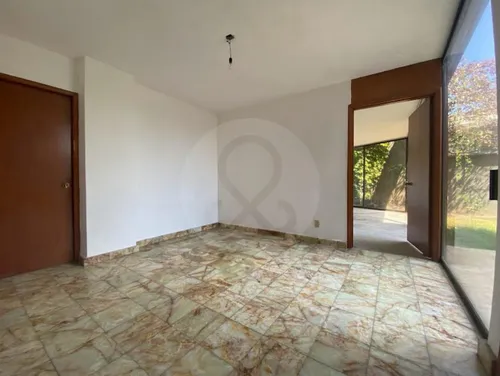 Casa En Venta En Lomas De Tecamachalco