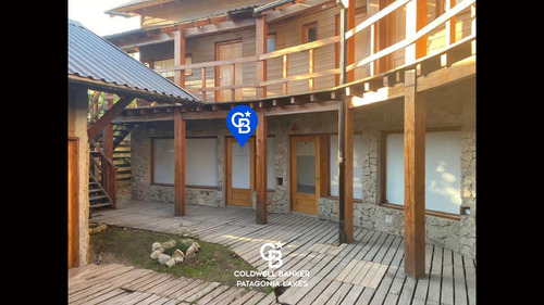 Venta Local Comercial De 58m2 Sobre La Calle Las Retamas, El Cruce, Villa La Angostura