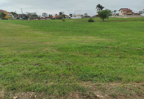 Terreno Com Toda Segurança E Infraestrutura Do Condomínio Fechado Ninho Verde I, Próximo A Cidade De São Paulo!!