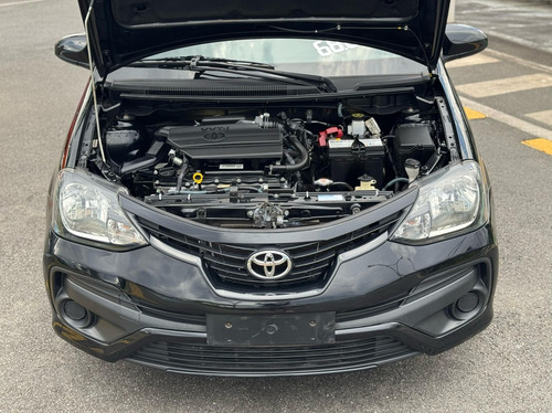 Toyota Etios 1.5 X PLUS SEDAN 16V