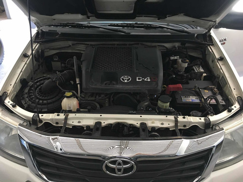 Toyota Hilux 3.0 Cd Sr 171cv 4x4 - C3 2014