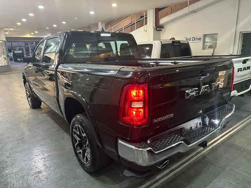 RAM 1500 3.0 Laramie 4X4 At8