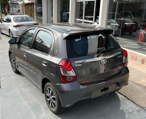 Imagen 3 de 12 de Toyota Etios 1.5 Vvti 5 Puertas Xls Pack Manual 0km My2022