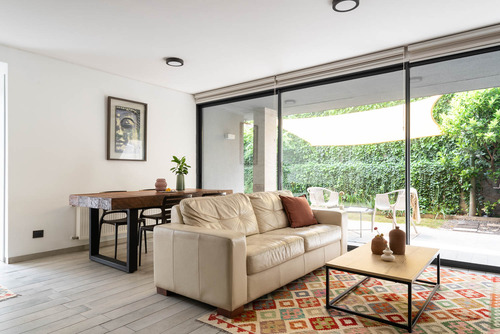 Oportunidad:moderno, Luminoso,seminuevo Con Patio Y 2 Suites