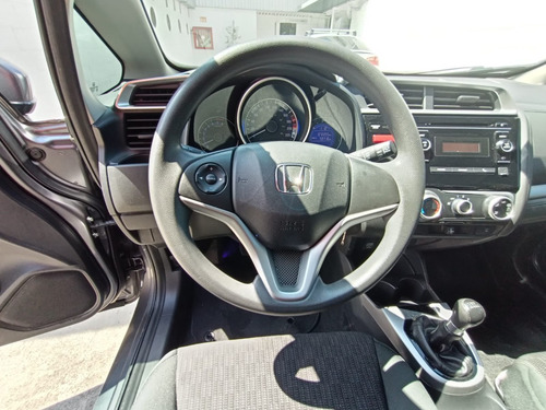 Imagen 3 de 15 de Honda Fit Fun Tm 1.6l