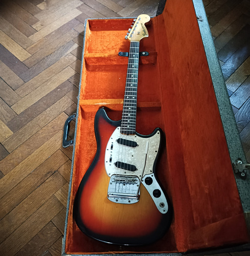 Fender Mustang 1972 ( Jaguar,  Jazzmaster, Duosonic )