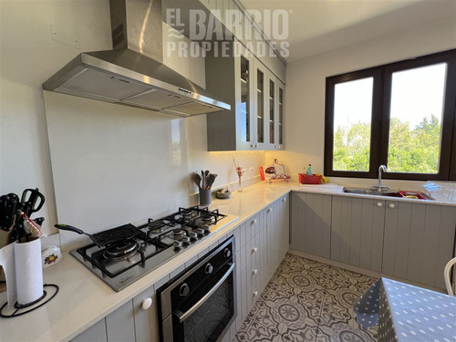 Casa En Venta De 3 Dorm. En Colina