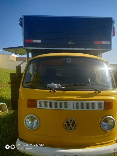 Vw/kombi Pick Up - 1992/1993 - Food Truck - Amarela