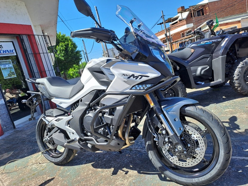 Cfmoto Mt700