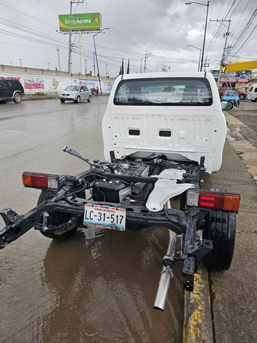 Toyota Hilux 2.7 Chasis Cabina Mt