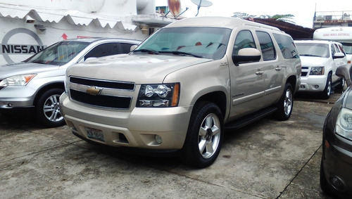 Imagen 3 de 12 de Chevrolet Suburban At 2007 Blinda Nivel 5