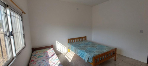 Imagen 7 de 17 de Excelente Casa Tipo Quincho A La Venta - Cañuelas