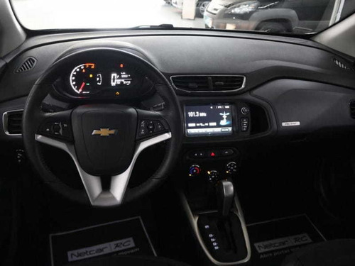 Imagem 11 de 15 de Chevrolet Onix Activ