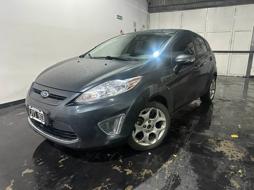 Ford Fiesta Kinetic 1.6 Design 120cv Titanium