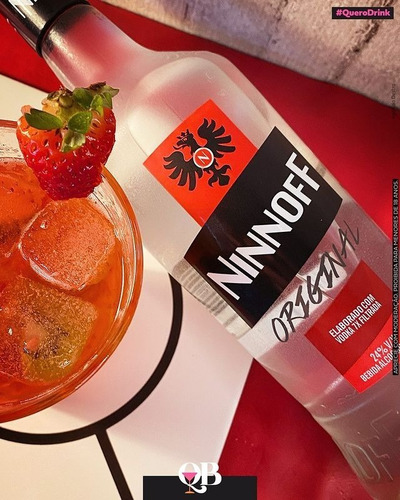 Vodka Destilada Ninnoff Garrafa Vidro 900 Ml A Mais Suave
