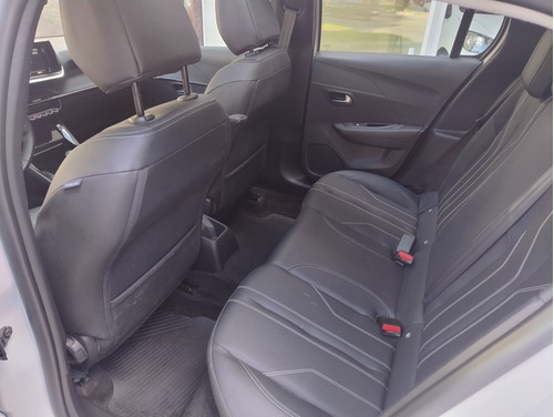 Peugeot 208 1.6 Feline Tiptronic