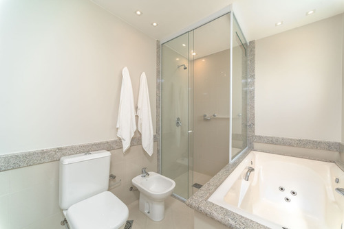 Imagem 27 de 28 de Apartamento Centro Balneário Camboriú | 3 Suítes | 236 M² | Frente Mar | 3 Vagas De Garagem - Sa01845 - 69307830