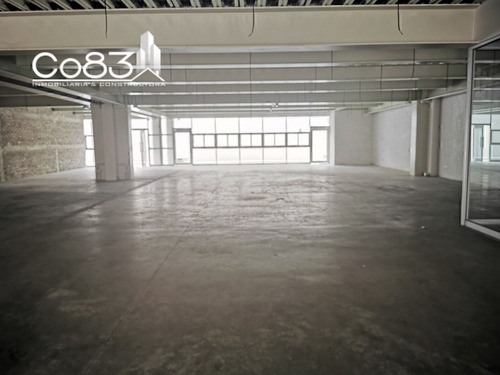 Renta - Local - Calzada De Los Jinetes - 382 M2 -piso 2