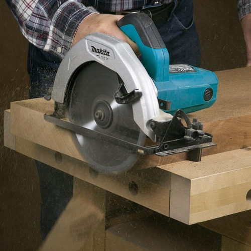 Sierra Circular Makita M5801b 7-1/4 1020w Cap.corte 90°66mm