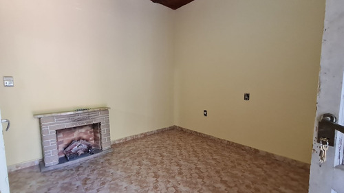 Imagen 20 de 27 de Venta De Casa 7 Amb O Mas En Ciudadela, Tres De Febrero