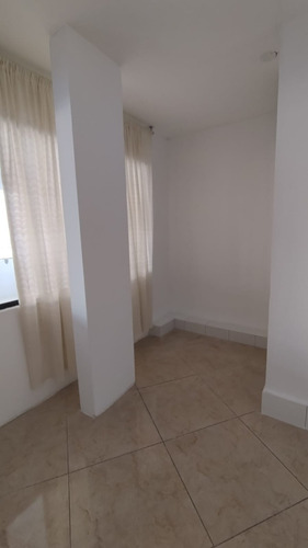 Habitación Con Baño Propio Cerca Al Aeropuerto (incluye Agua, Luz, Internet Y Ducha Con Terma) De S/. 380 Hasta S/. 480 Mensuales