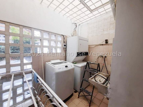 Casa De Dos Niveles Para Uso Comercial En Alquiler Los Palos Grandes I