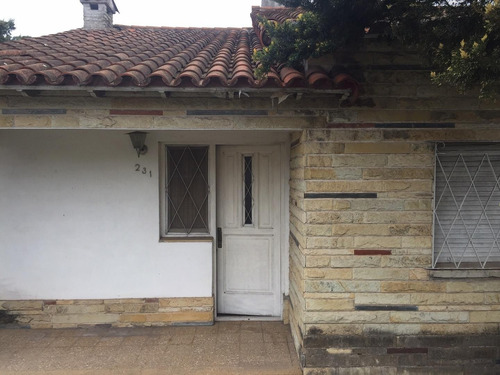 Imagen 4 de 20 de Venta Casa + Depto. Y Lote, Paso 231 San Miguel